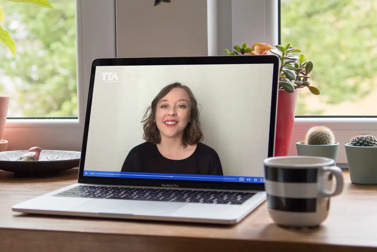 1. AMAZING TEFL TRAINERS