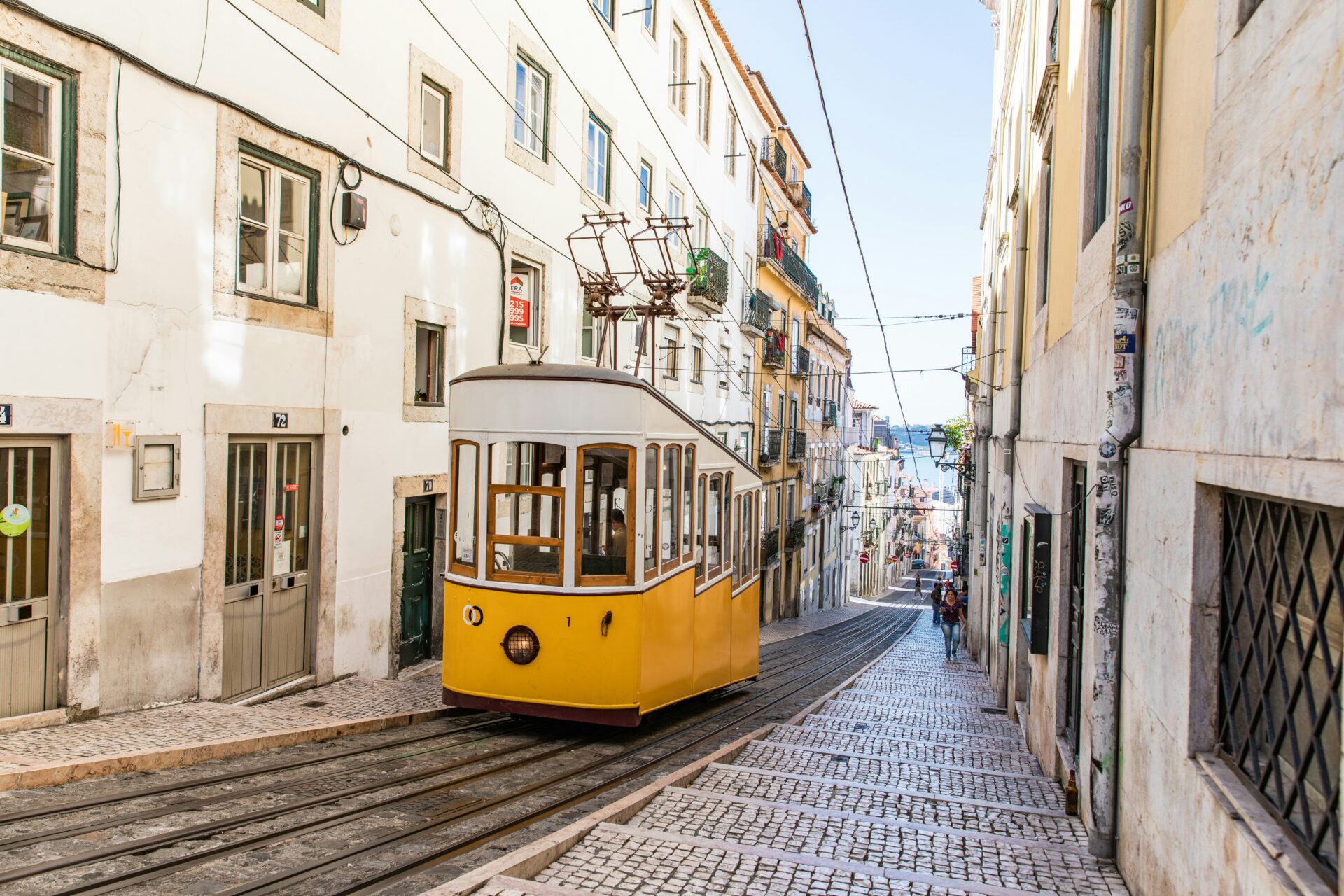 teach english portugal