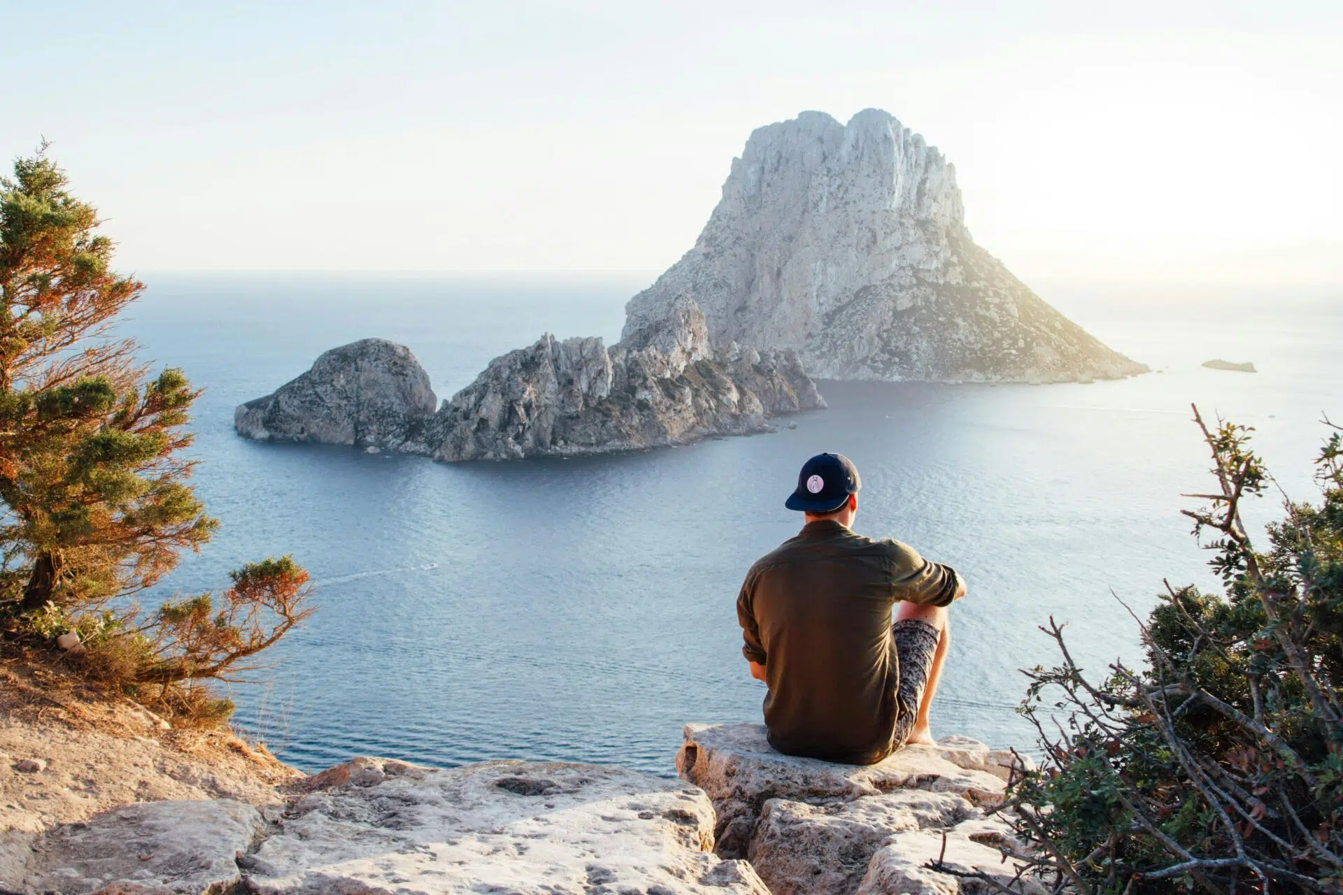 6 Of The Best Gap Year Jobs To Work Abroad